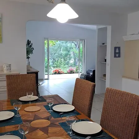 Casa Di Leo Feriehus