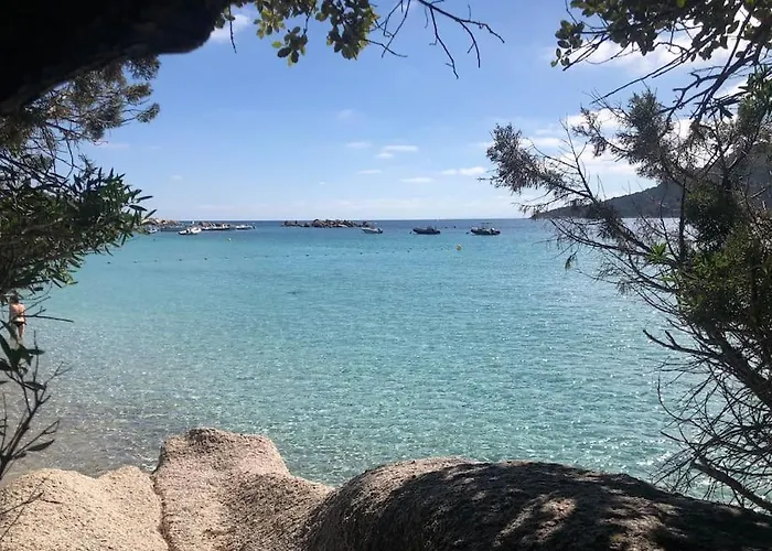 Casa Di Leo Figari (Corsica)