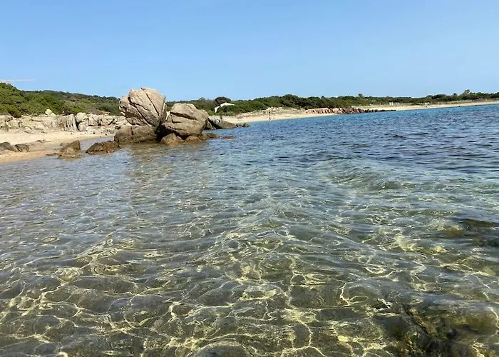 Casa Di Leo Semesterbostad Figari (Corsica)